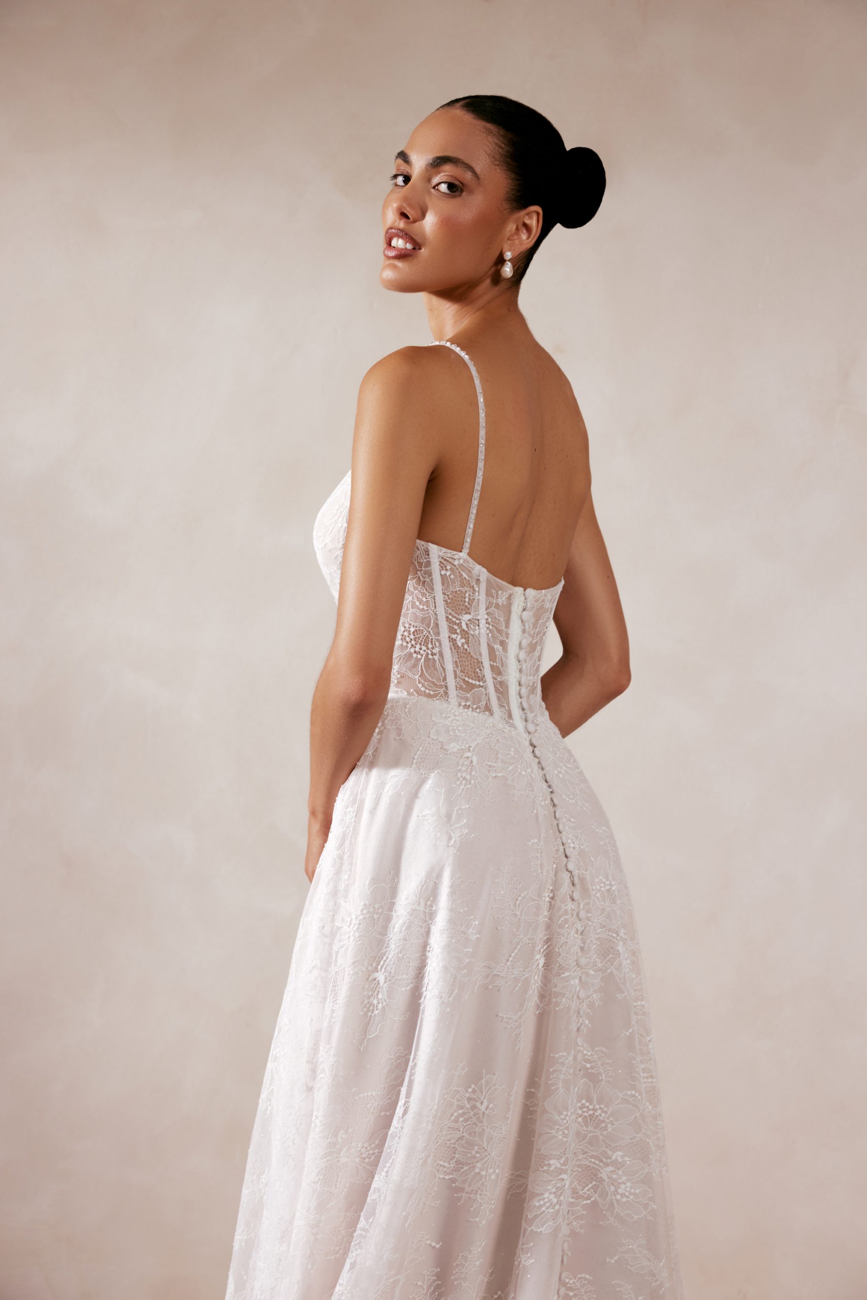 11398_Zia_BC_Adore-Justin-Alexander